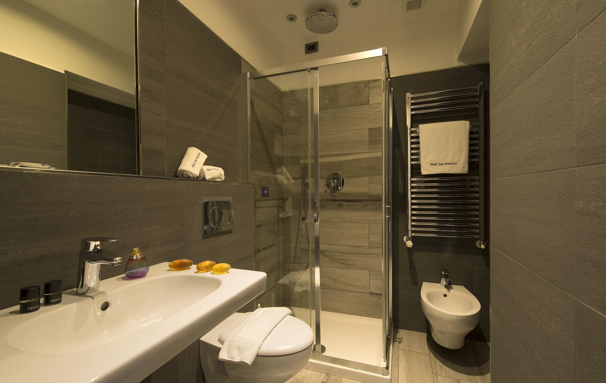 Hotel San Francisco Milano Eksteriør bilde